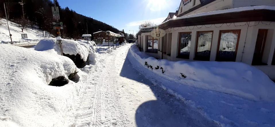Hotel Pivovarska Basta Vrchlabí Exteriör bild